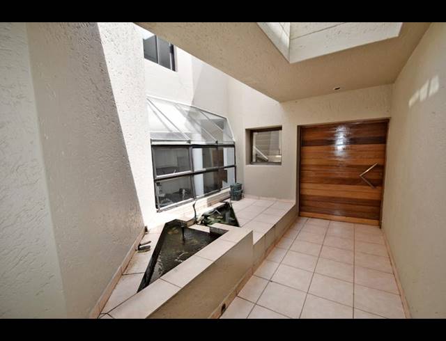 3 BEDROOM HOUSE FOR SALE IN SANDOWN